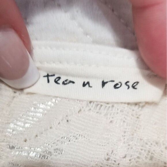 Tea n rose (s) lace 2 ton dress zip back - Picture 2 of 5